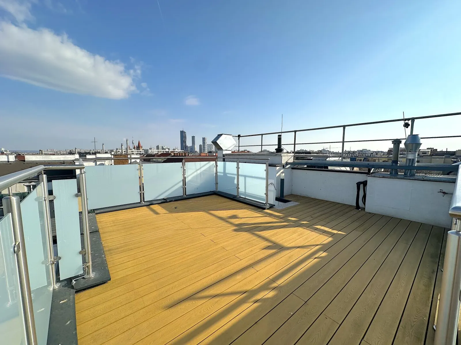 Exklusive Dachgeschossresidenz | Praterblick & Private Terrasse