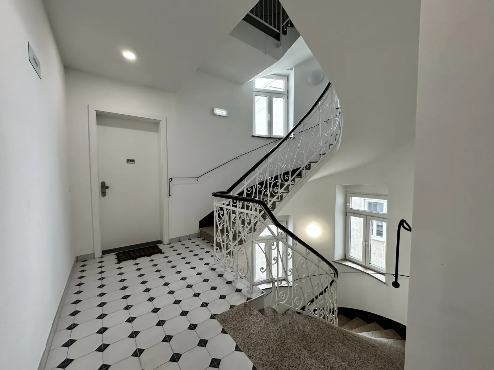 Exclusive 4-room apartment with 2 balconies & Prater views - first occupancy directly on the U2 Messe-Prater - 6/8