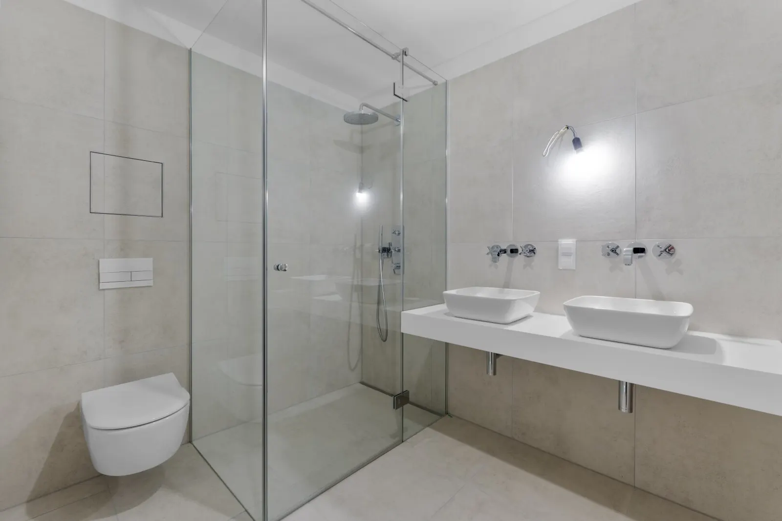 Exclusive Waterside Living: Your New Home at Kuchelauer Hafen - 7/8