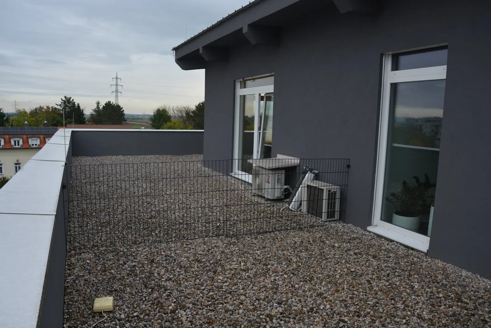 221M2 loft maisonette office with tea kitchen + 150M2 storage space included - 7/8