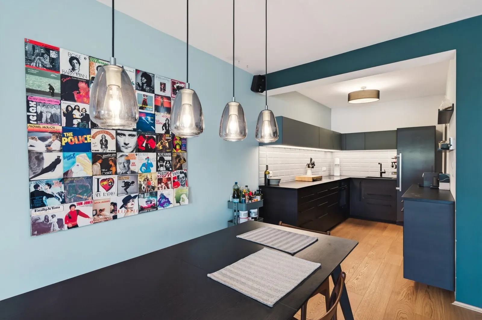 Modern 5-room apartment with garden, outdoor area and parking space - 7/8