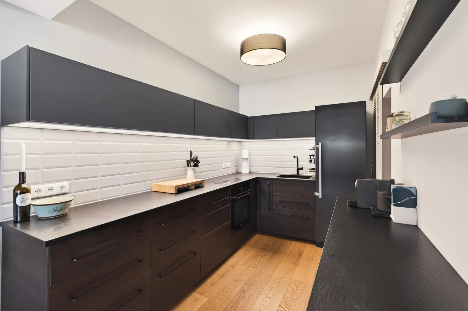 Modern 5-room apartment with garden, outdoor area and parking space - 8/8