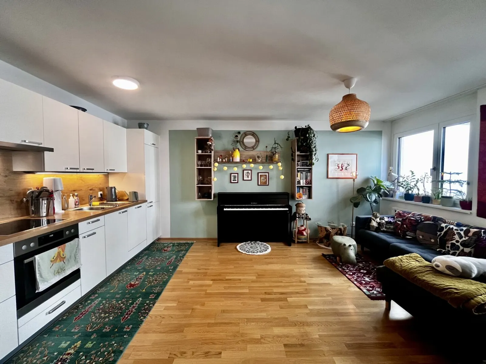 Stadt & Ruhe vereint: Stylische 2-Zimmer-Wohnung mit Loggia