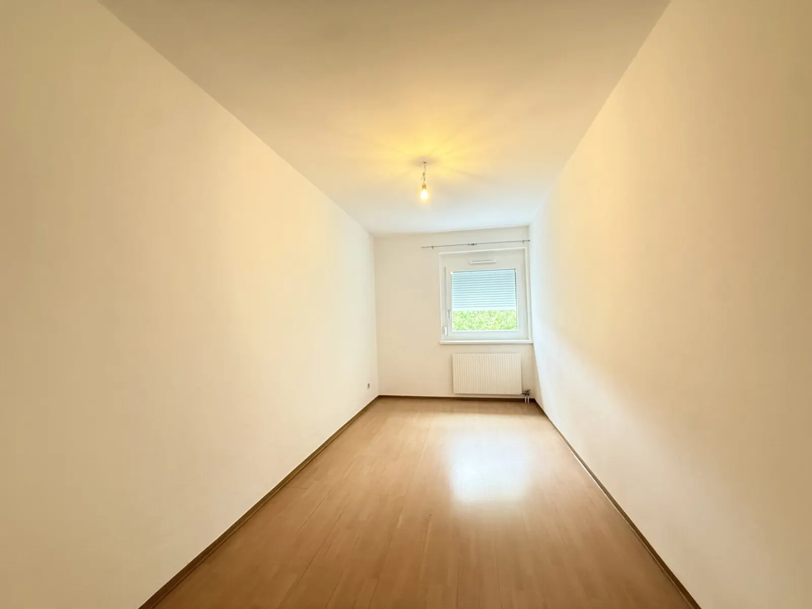 Bright 3-room apartment with loggia, parking space & lift in an attractive part of Eisenstadt - 6/8