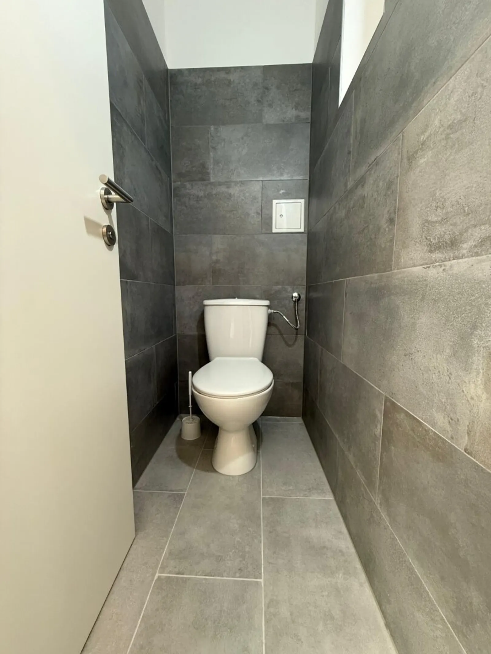 Spacious 4-room period apartment | 134 m² | First-class refurbishment | Close to the U6 - 6/8